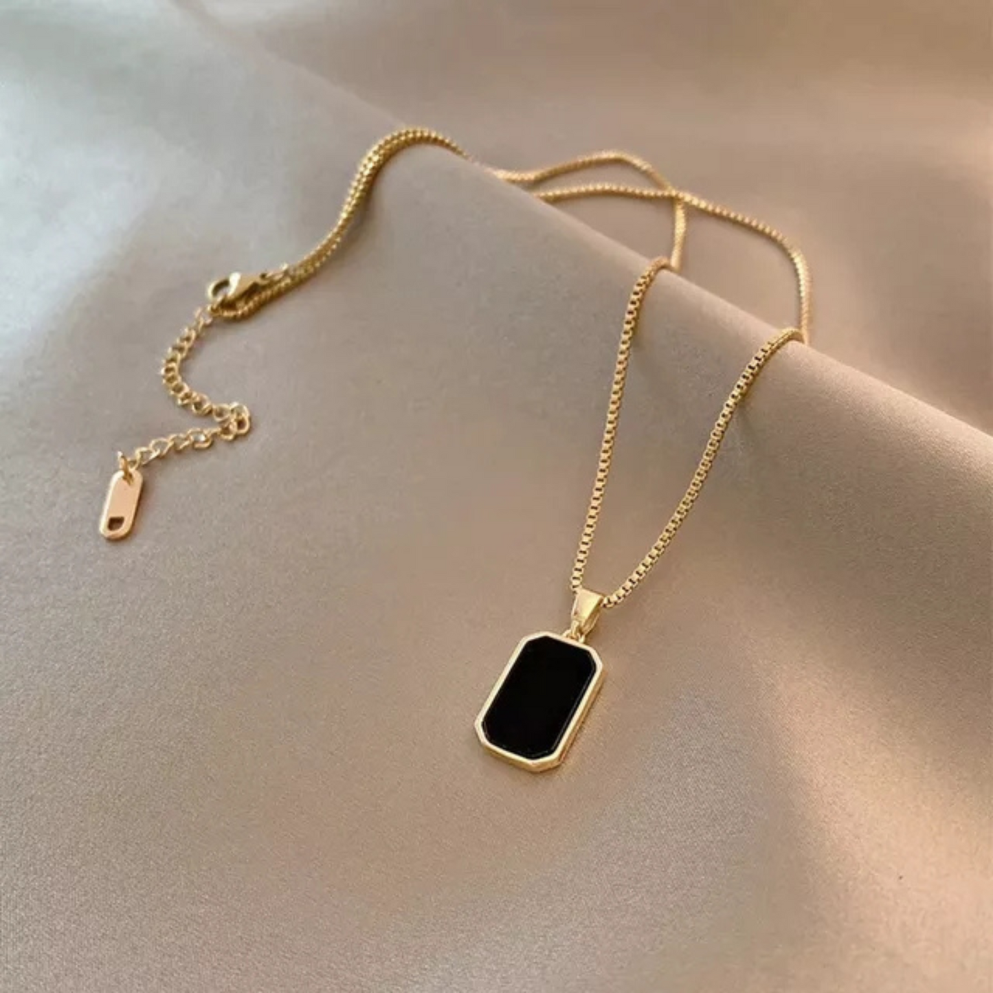 Black Nob Chain