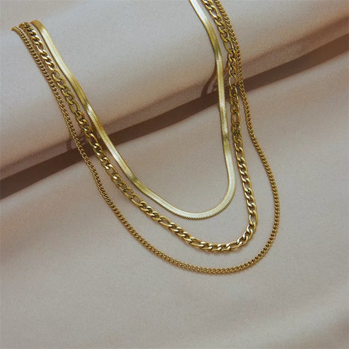Chaines Set Three Chains Set – Her Essentials